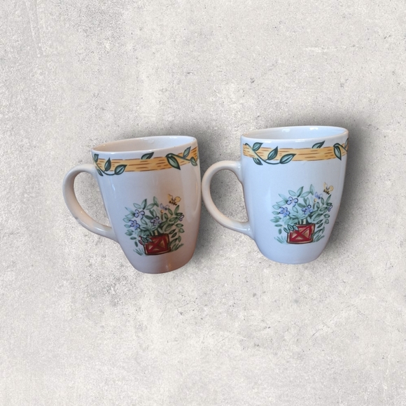 Vintage Thomson Pottery Mugs Pair - Picture 2 of 4